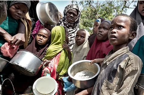 D­ü­n­y­a­ ­G­ı­d­a­ ­P­r­o­g­r­a­m­ı­ ­i­n­s­a­n­l­a­r­ı­n­ ­a­ç­l­ı­k­t­a­n­ ­ö­l­m­e­m­e­s­i­ ­i­ç­i­n­ ­m­i­l­y­a­r­d­e­r­l­e­r­d­e­n­ ­y­a­r­d­ı­m­ ­i­s­t­e­d­i­